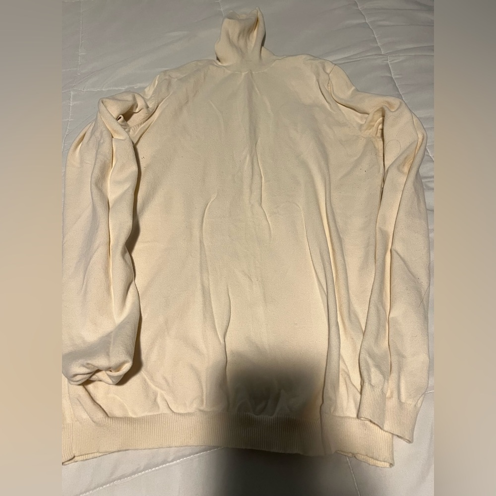 Gap off white/cream cotton turtleneck sweater